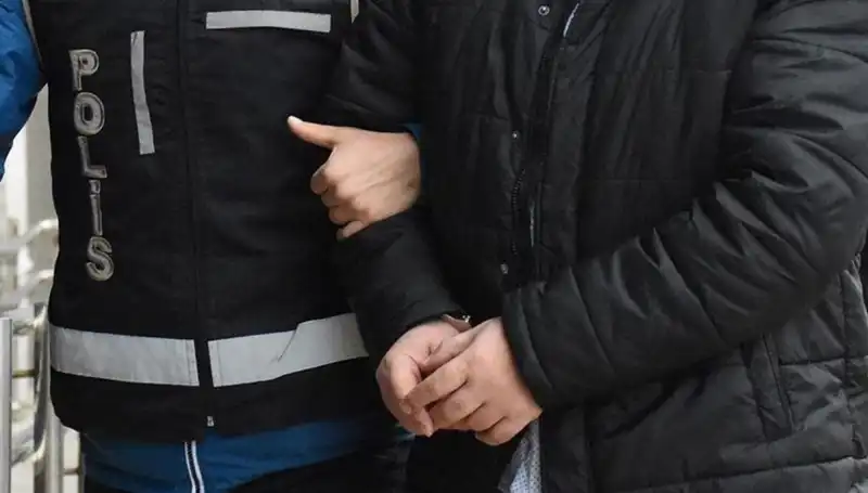 Sosyal medyada Kadın Profili ile 500 Milyonluk Dolandırıcılık Şebekesi Çökertildi