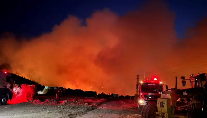 Yangınla Mücadelede Psikolojinin Rolü: 29 Saat Sonra Kontrol Altına Alınan Alevler