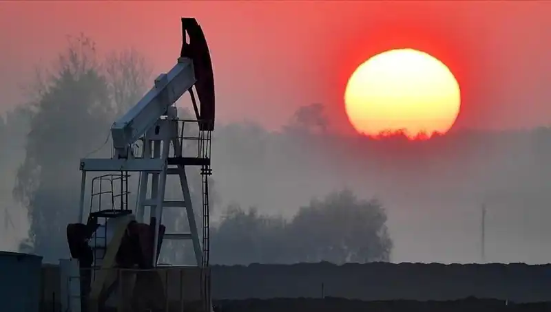 ABD'de Petrol Sondaj Kulelerinin Sayısındaki Düşüş ve Psikolojik Etkileri