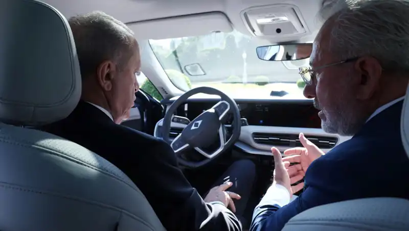 Cumhurbaşkanı Erdoğan Togg'un Yeni Modeli ile Yeniliklere İmza Attı
