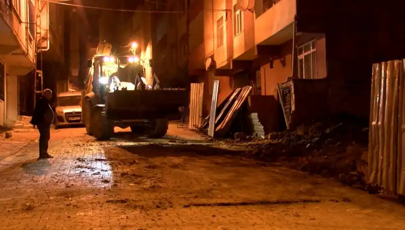 Bağcılar’da Eğilen Bina Boşaltıldı: Psikolojik Etkileri ve Sonuçları