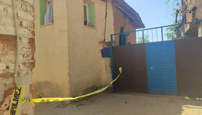 Tüfekle Oğlunu Öldüren Babada Şok İfade Değişimi ve Psikolojik Durum Analizi
