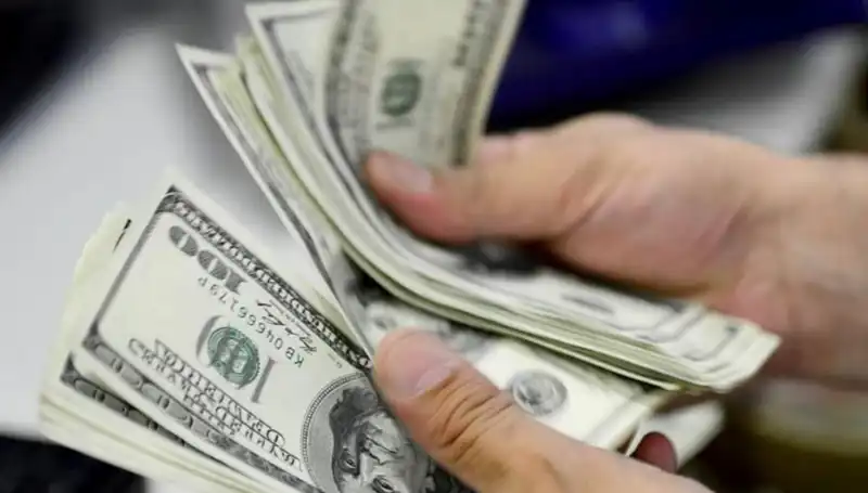 Dolar Kuru Bugün Ne Kadar? Güncel Fiyatlar ve Psikolojik Etkileri