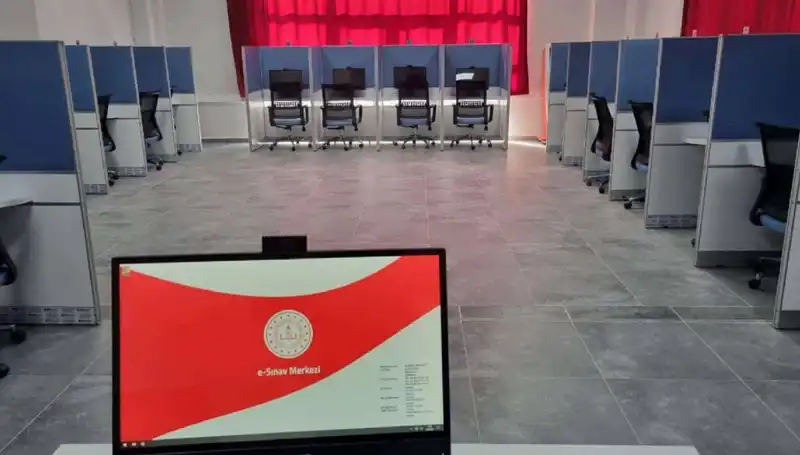 AÖL Ek Sınav Tarihleri 2025: Kimler Girebilir ve Süreç Nasıl İşliyor?