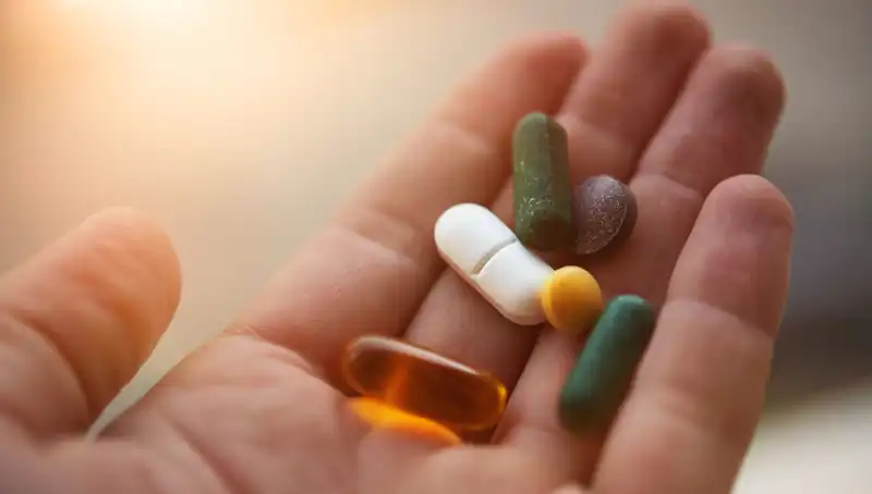ABD'li Doktordan Şok Uyarı: Kesinlikle Almamanız Gereken 3 Vitamin Takviyesi
