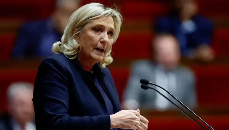Le Pen’in Geleceği Tehlikede: Suçlu Bulunursa Politikaya Veda Edebilir!