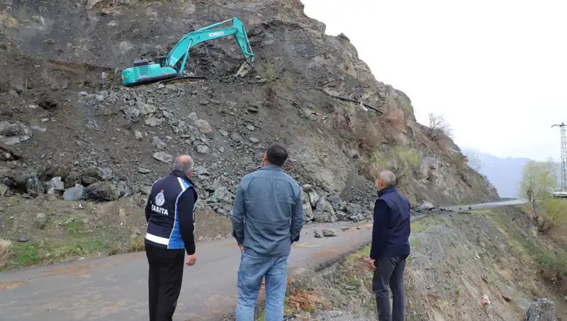 Hakkari'de Psikolojik Destek ile Kaya Düşmelerine Karşı Farkındalık Projesi