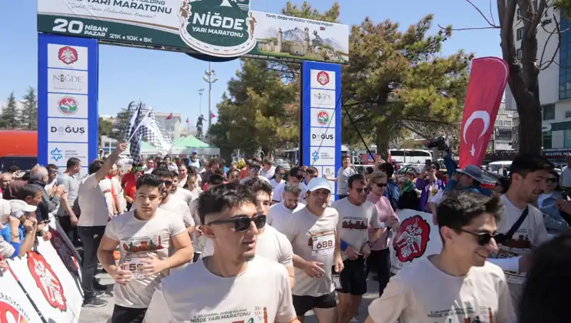 Doğuş Holding Niğde Yarı Maratonu: 518 Sporcu Heyecan Dolu Bir Yarışta Buluştu