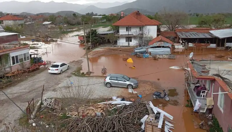 Burdur'da Şiddetli Yağışların Psikolojik Etkileri: Deprem Korkusu ve Strese Dikkat