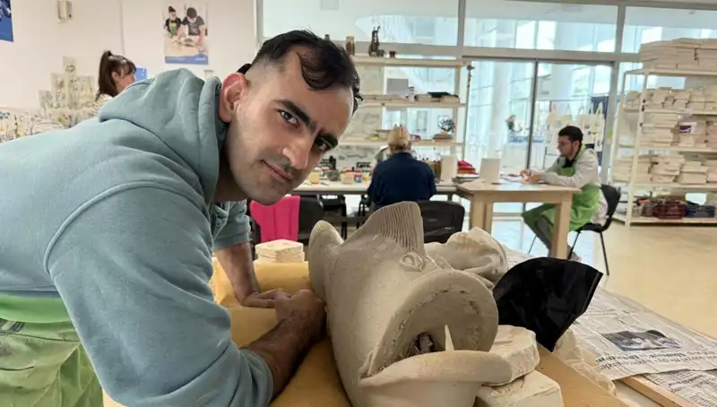 İşitme Engelli Rıfat Can: Azmi ile Herkese İlham Oluyor