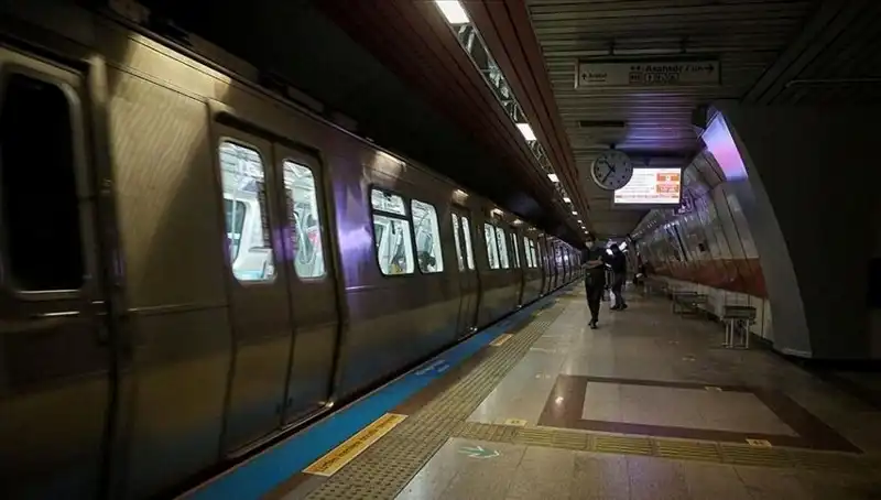 İstanbul'da Eylem Yasağı: Metro Seferleri Durduruluyor mu?