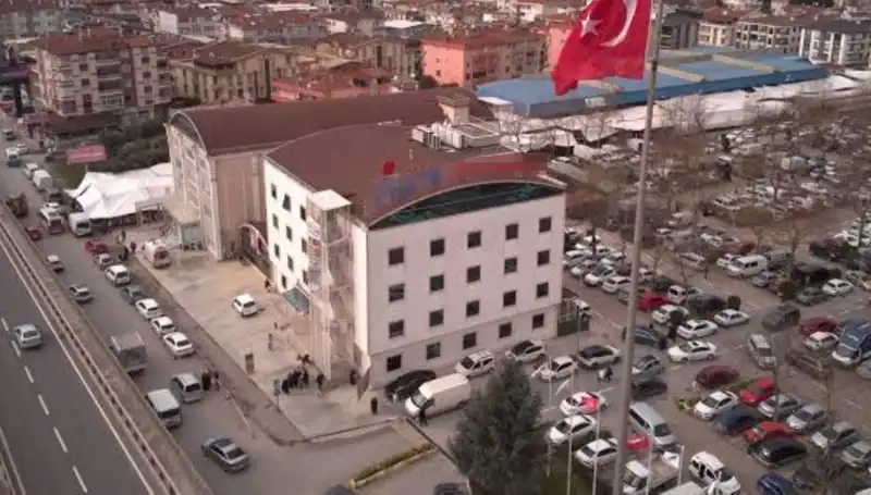 Özel Hastanelere Deprem Müfettişi: Beton Problemleri Üzerine Şok İddialar!