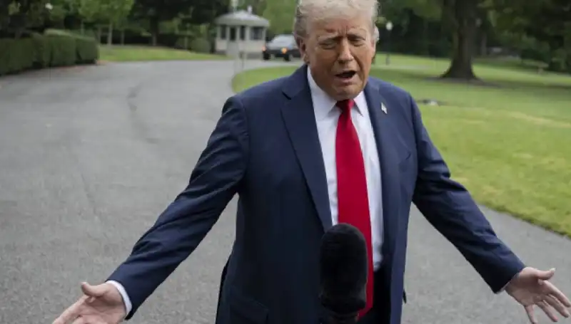 Trump'ın Çarpıcı Açıklaması: Savaş ve Ülkelerin Stratejik Hedefleri