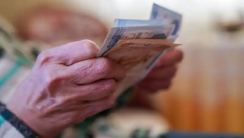 Emekli Bayram İkramiyesi Ne Zaman Yatacak? Gözler Bakanlık Açıklamasında
