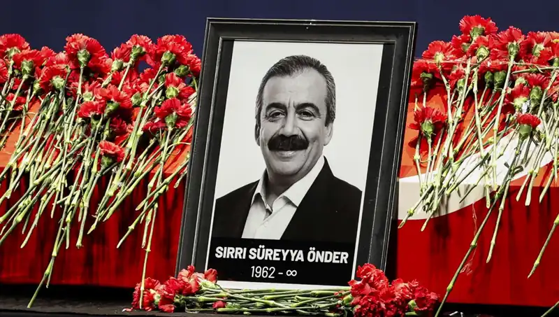 Sırrı Süreyya Önder’in Meclis’teki Anması: Zihinler Ve Kalpler Öğrendikleriyle Yeniden Uyanıyor