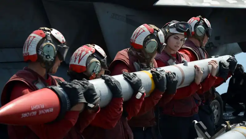 Amerikan Füzeleri Suudi Arabistan’a: Psikolojik Etkiler ve Stratejik Gelişmeler