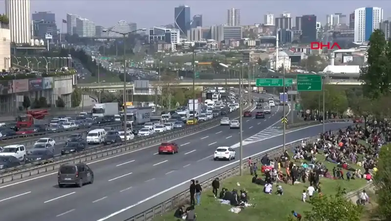 Deprem Sonrası Trafik Yoğunluğu Neden Yüzde 56 Arttı?
