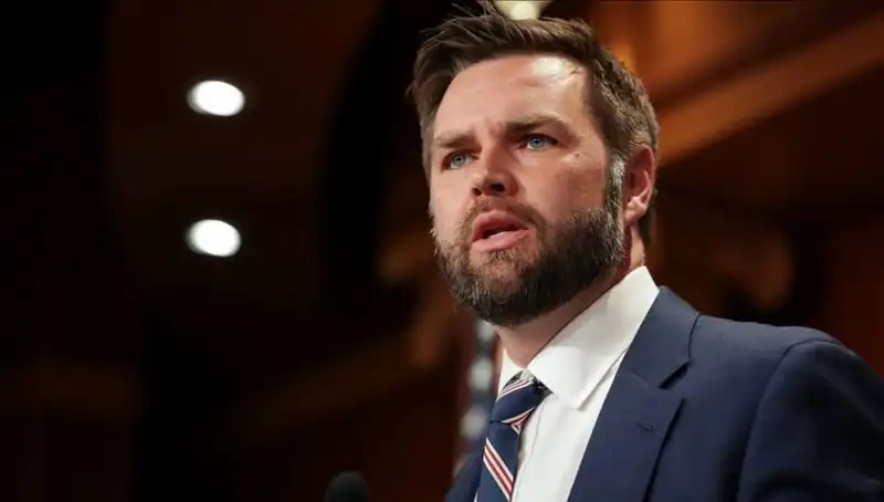 JD Vance: Zelenski ile Görüşmesiyle Yeniden Gündeme Gelen Hayatı