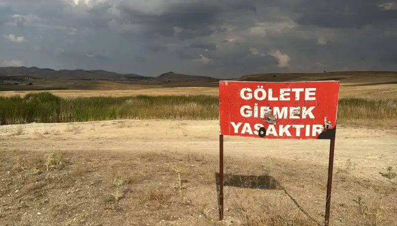 Gölette Düşme Faciası: İki Çocuk Hayatını Kaybetti, Aileleri Yasa Boğdu