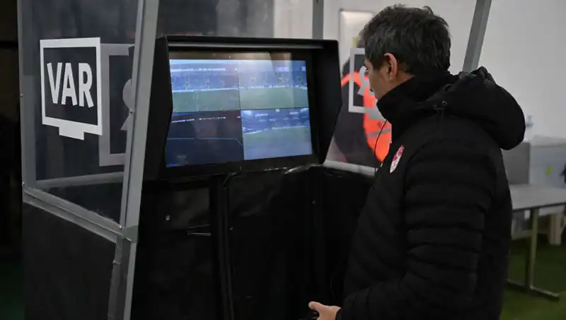 Beşiktaş-Gaziantep FK Maçında VAR, Alman Hakemlerin Etkisi Nedir?