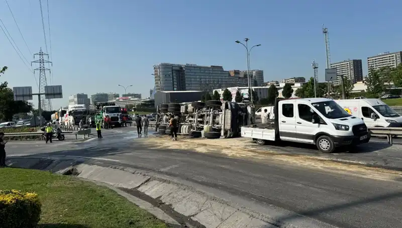 D-100 Yan Yolunda Beton Mikseri Devrildi: Psikolojik Etkileri ve Önlemler