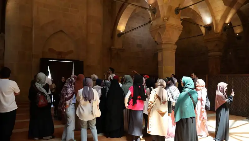 İletişim Kurmada Zorluk: Dilleri Kısır, Kalemleri Kırık Bırakan Psikolojik Etkiler