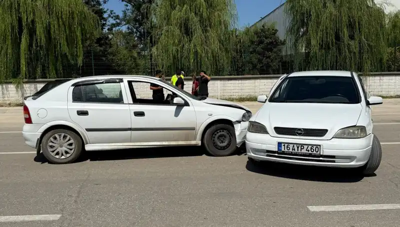 İki Araç Çarpıştı: Psikolojik Etkileri ve Yaşanan Şok