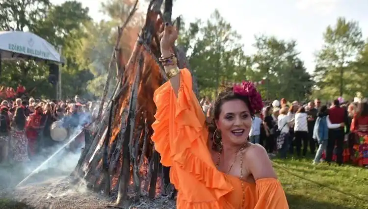 2025 Hıdırellez Gelenekleri ve Psikolojik Önemi: Ne Zaman Kutlanacak?
