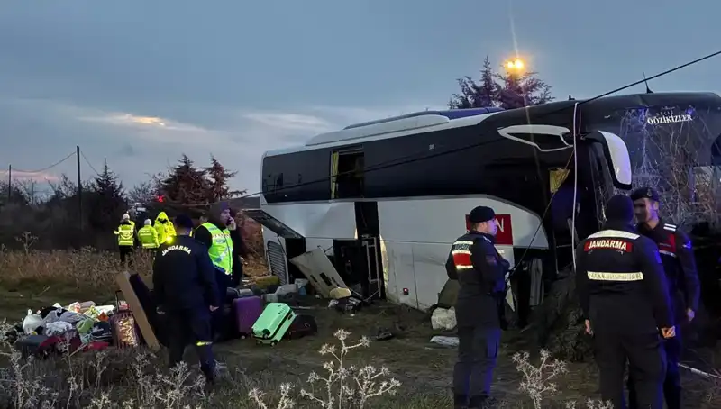 Çanakkale'de Otobüs Kazası: Yaralı Sayısı 37’ye Yükseldi