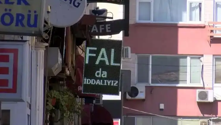 Fal Bakanlara Şok Ceza: Para ile Falcılığa Hapis Cezası Geliyor!