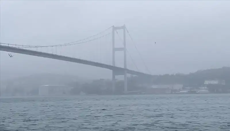 İstanbul Boğazı’nda Gemi Trafiğini Etkileyen Görülmemiş Sis Olayı