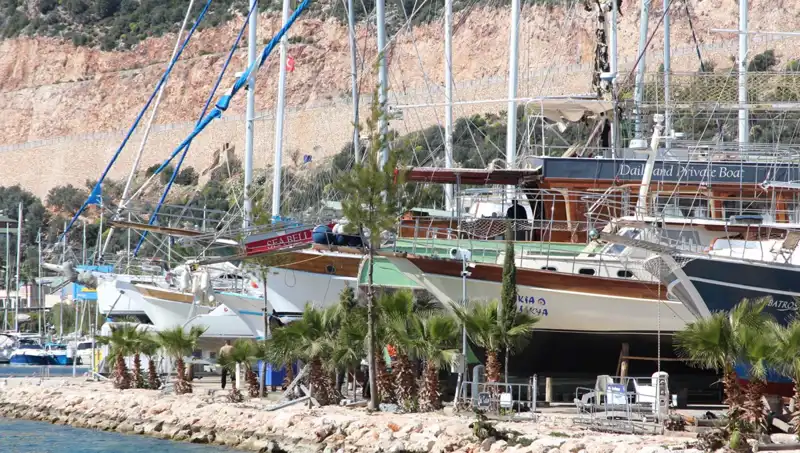 Kaş’taki Gezi Tekneleri: Doğa ile Duygusal Bir Bağ Kurmanın Yolu