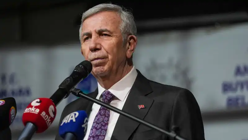 Mansur Yavaş’ın Adaylık Açıklaması: Seçim Stratejisi ve Beklentileri Nedir?